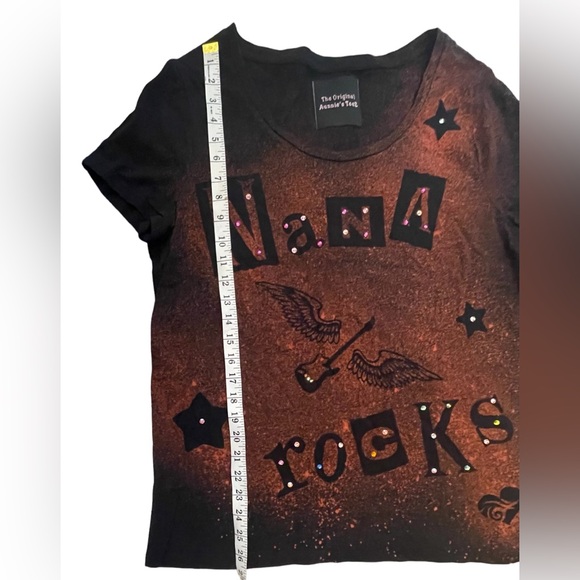 Nana Rocks The Original Annie’s Teez Shirt - Picture 6 of 7